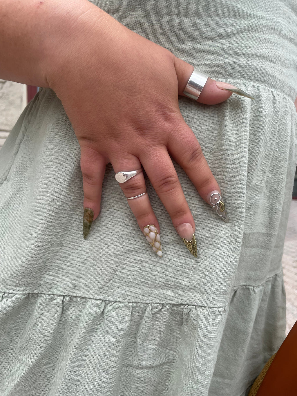 Alchemy | Earthy Press-On Nails | Green Abstract Set