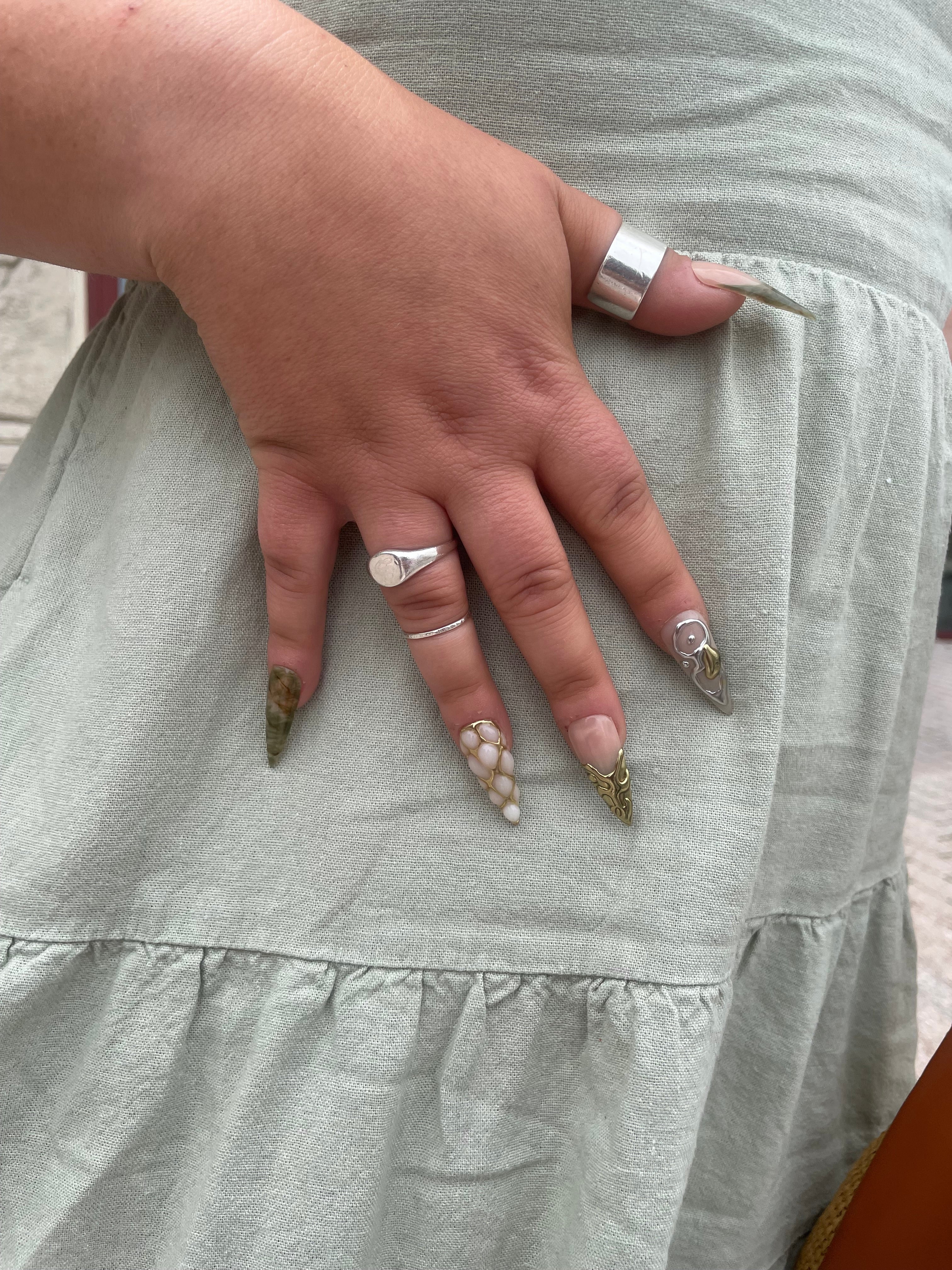 Alchemy | Earthy Press-On Nails | Green Abstract Set
